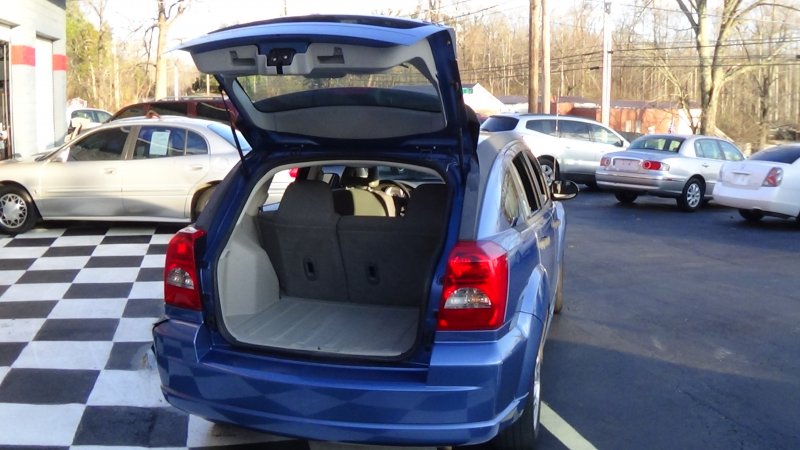 Dodge Caliber багажник