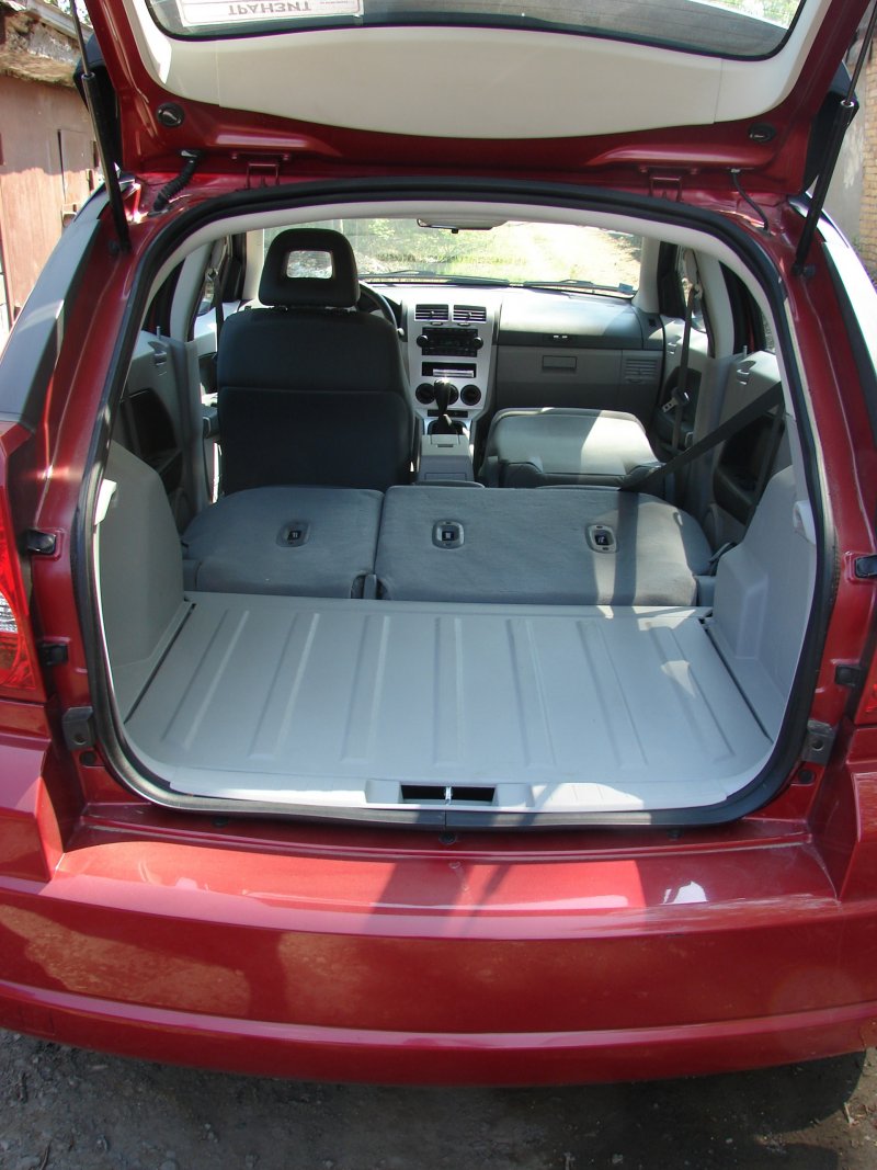 Dodge Caliber, 2006 багажник