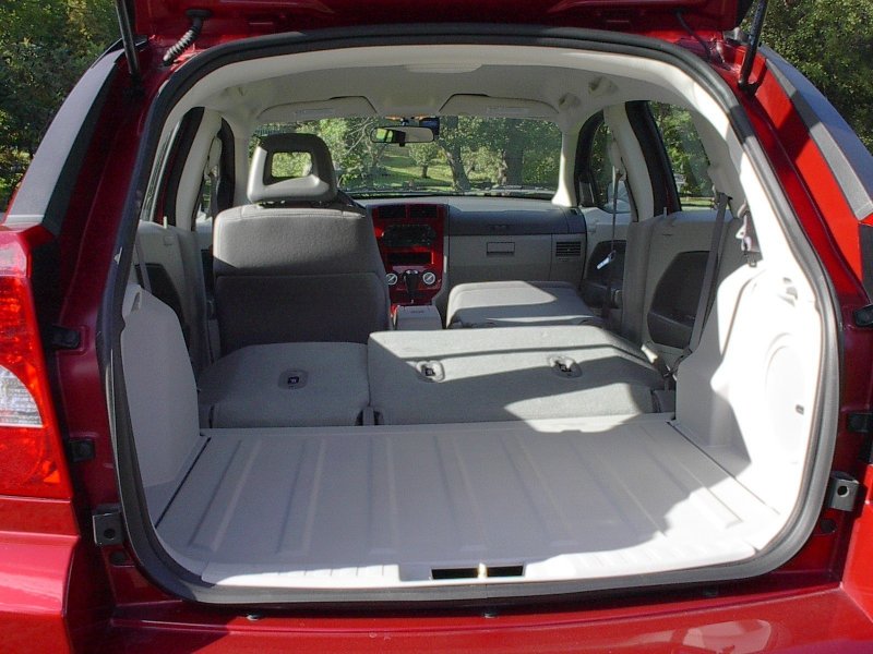 Dodge Caliber, 2006 багажник