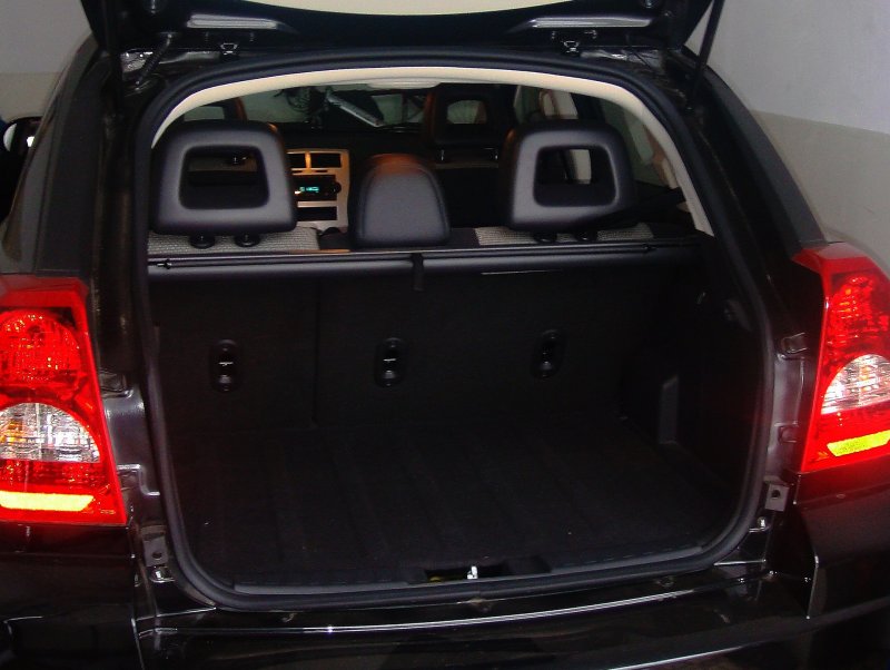 Dodge Caliber, 2006 багажник