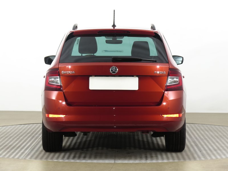 Škoda Fabia Coupe 2020