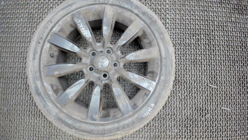 Колпачок Митсубиси на диск литой Mitsubishi