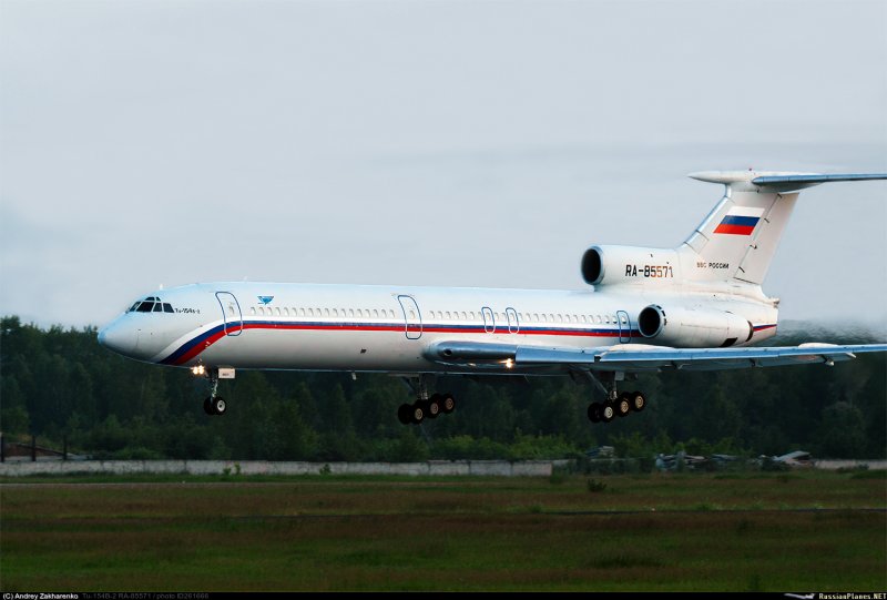 Закат самолет ту-154