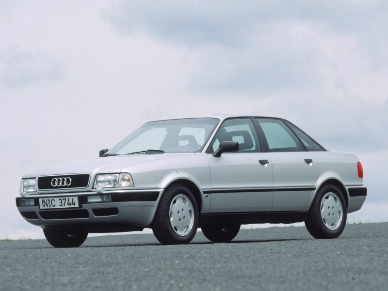 Audi 80 v (b4)