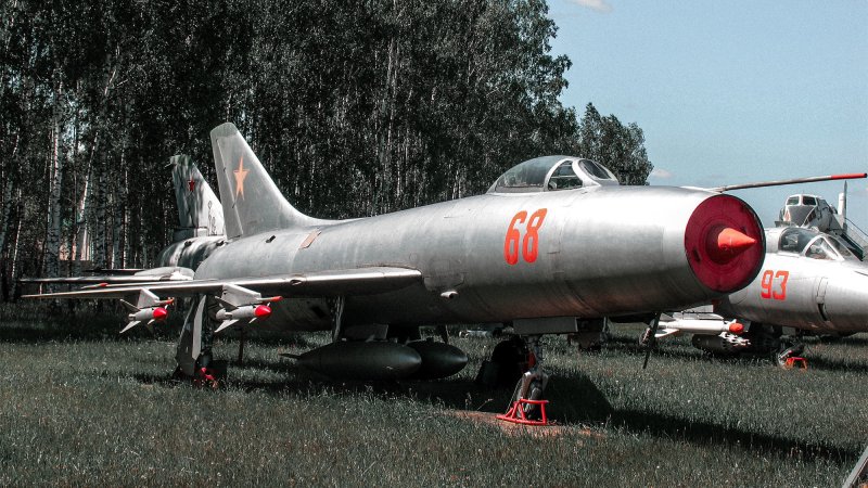 Истребитель-перехватчик Су-9 (т-43)