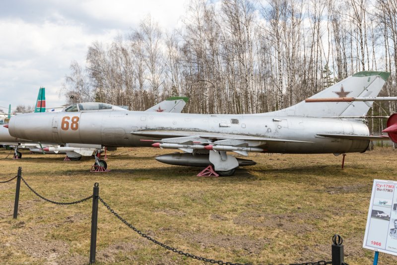 Су-9 самолет
