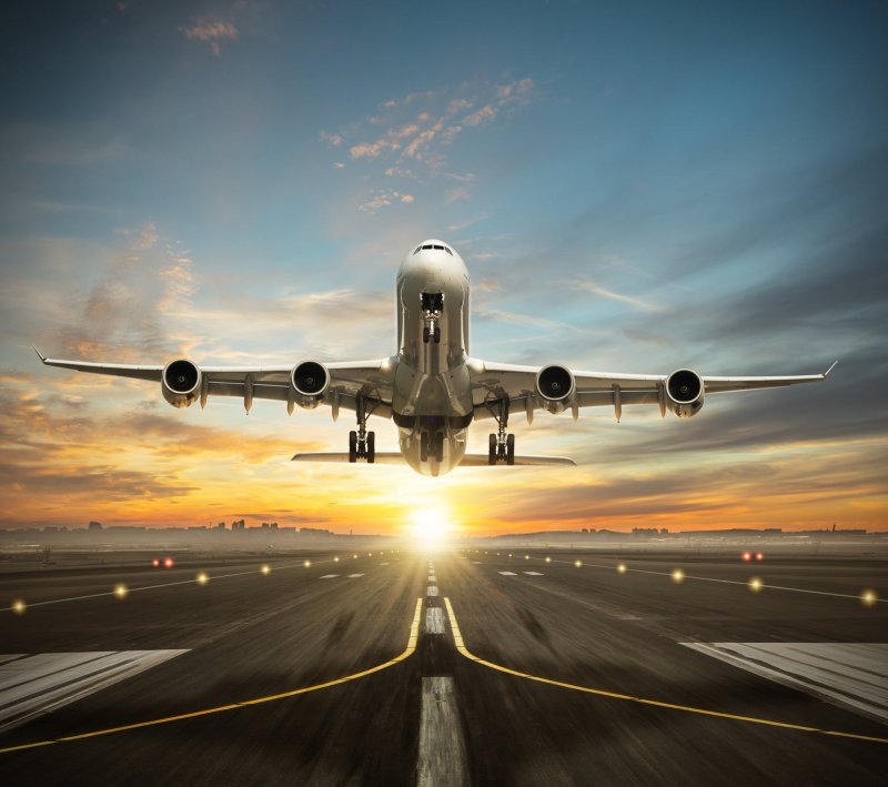 Airbus a380 взлет