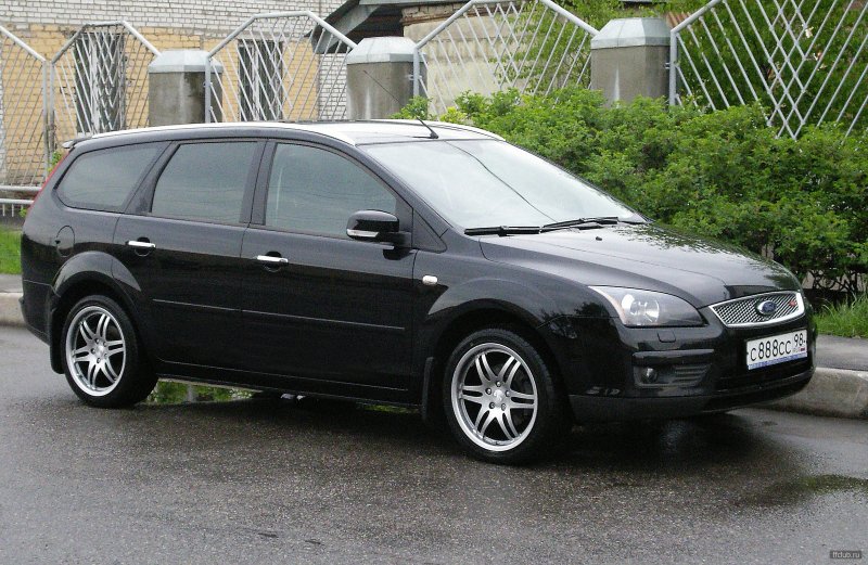 Ford Focus 2 универсал r18