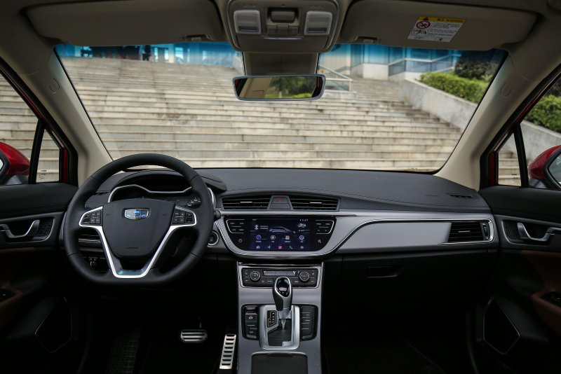 Geely GS 2018