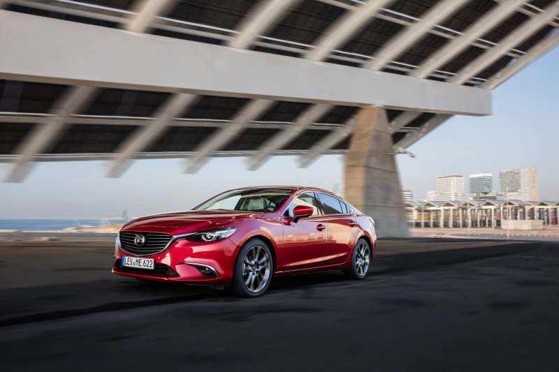 Mazda 6 1920