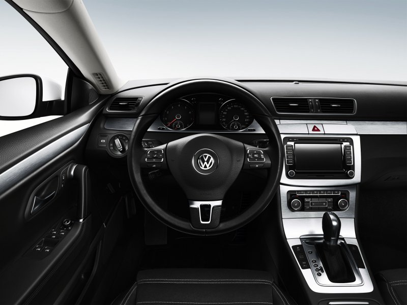 Volkswagen Passat cc 2010 салон