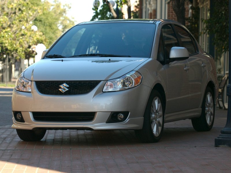Suzuki sx4 2010 седан