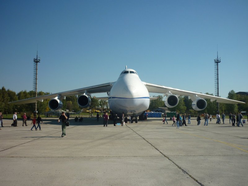 Ил-22 75918