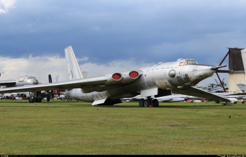 АН 124 Руслан Сеща