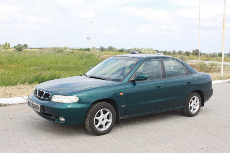 Daewoo Nexia 1.6 черная