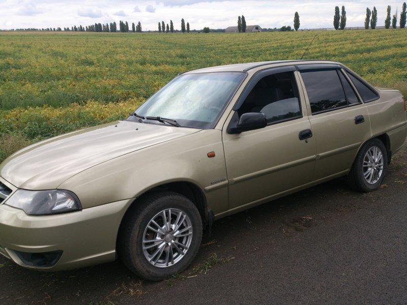 Daewoo Nexia 1.6 МТ, 2011,