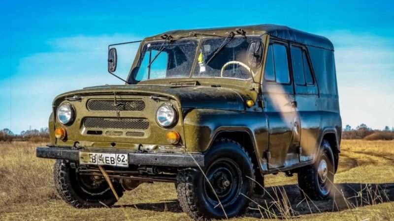 УАЗ 469 джип