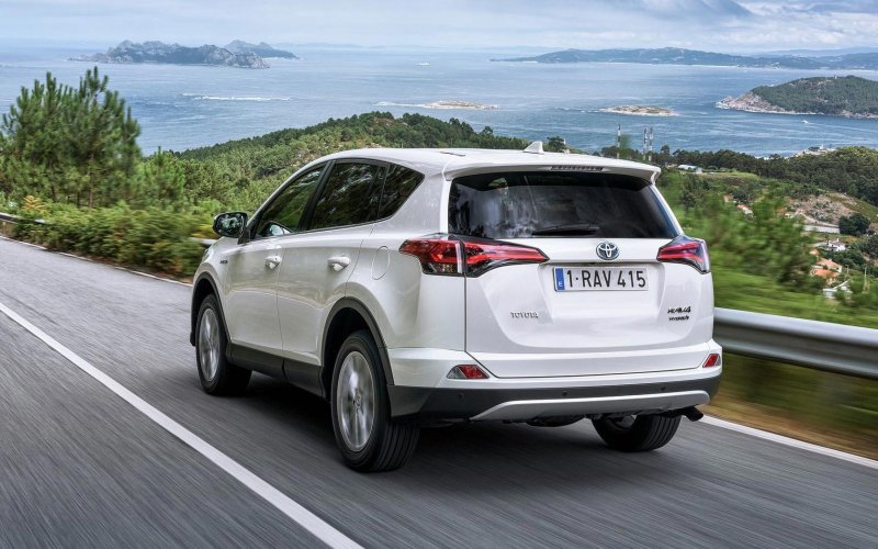 Toyota rav4 гибрид