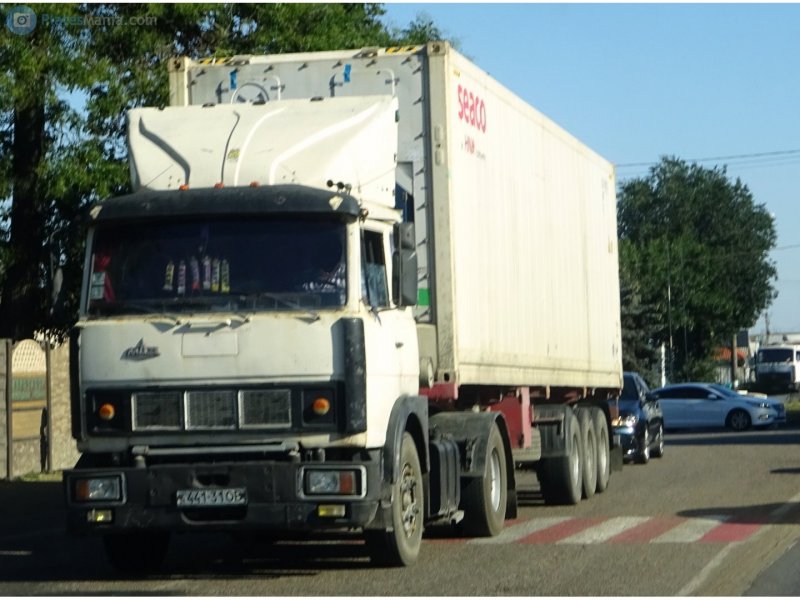 МАЗ 5432 v8