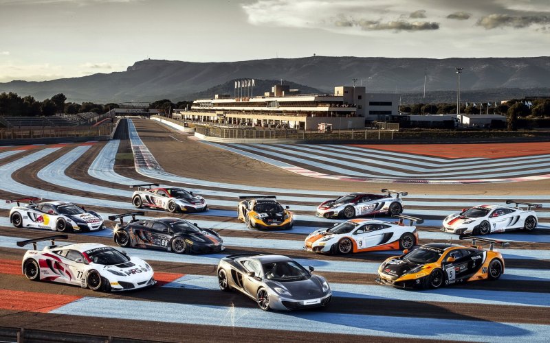 MCLAREN mp4-12c gt3