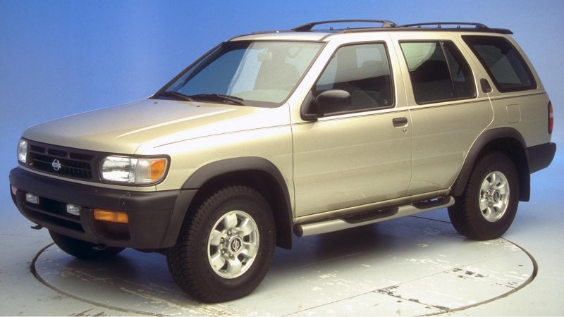 Nissan Pathfinder 2000