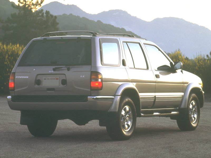 Nissan Pathfinder r50