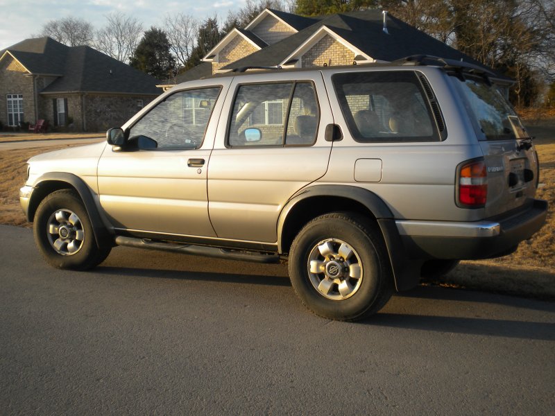Nissan Pathfinder 2001
