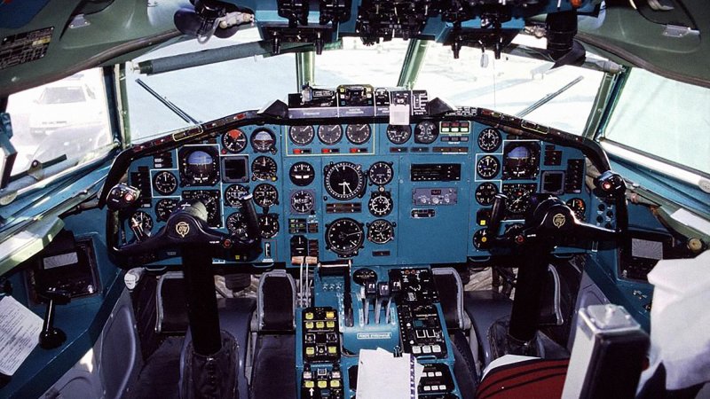 Ту-154б-2 кабина