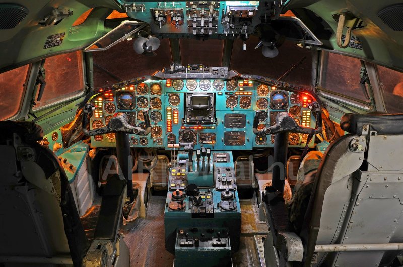 Ту-154б-2 кабина