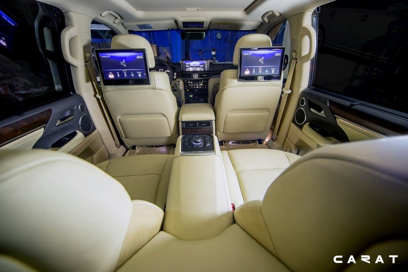 Новый Lexus LX 570 салон