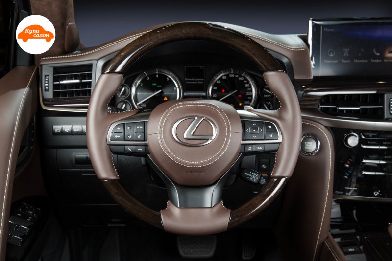 Lexus LX 570 салон