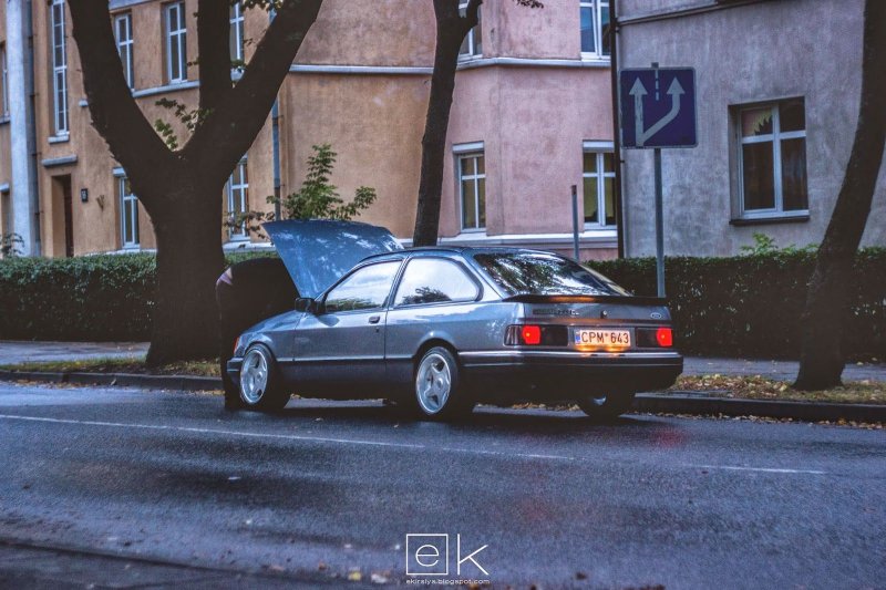 Ford Sierra Coupe