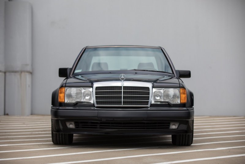 Mercedes w124 e500 AMG. 124 E500. E500 Mercedes Navarot. Mercedes 1993.