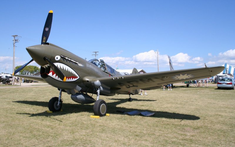 Р-40 Warhawk