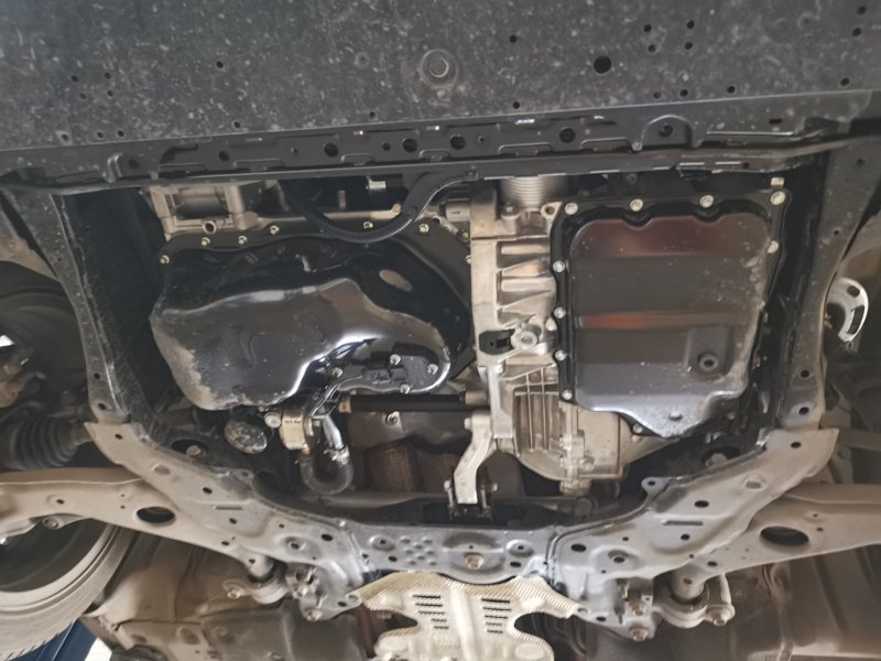 Mazda 6 снизу
