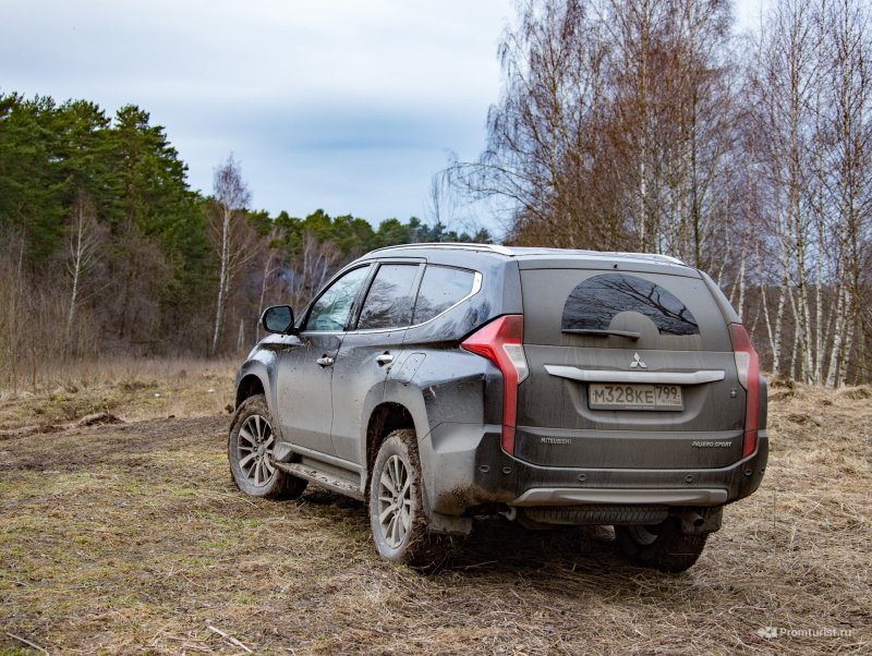 Mitsubishi Pajero Sport 2012