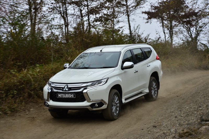 Pajero Sport 3