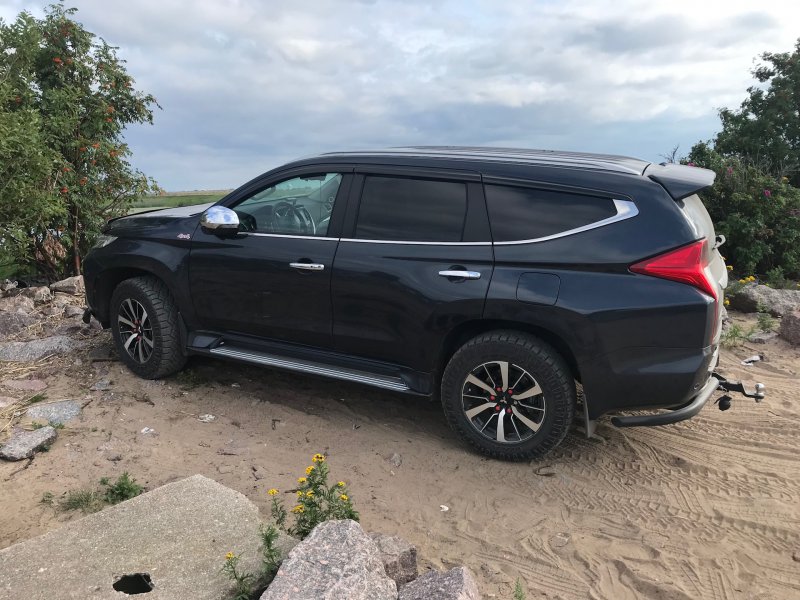 Pajero Sport 3.0
