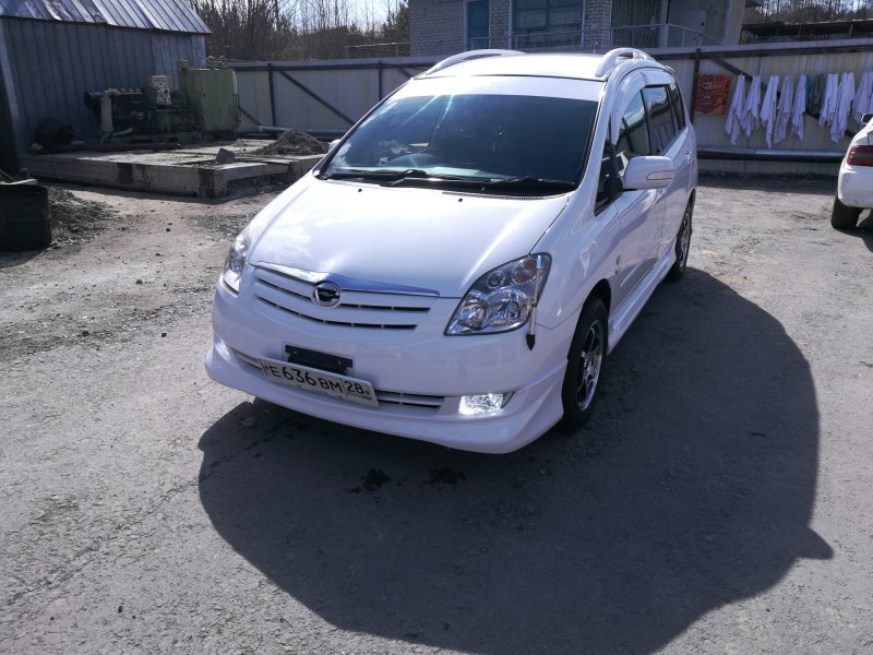 Toyota Corolla Spacio 121