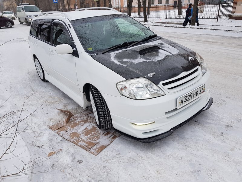 Универсальный сплиттер на Toyota Corolla e120