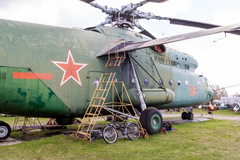 Сгоревший як-141