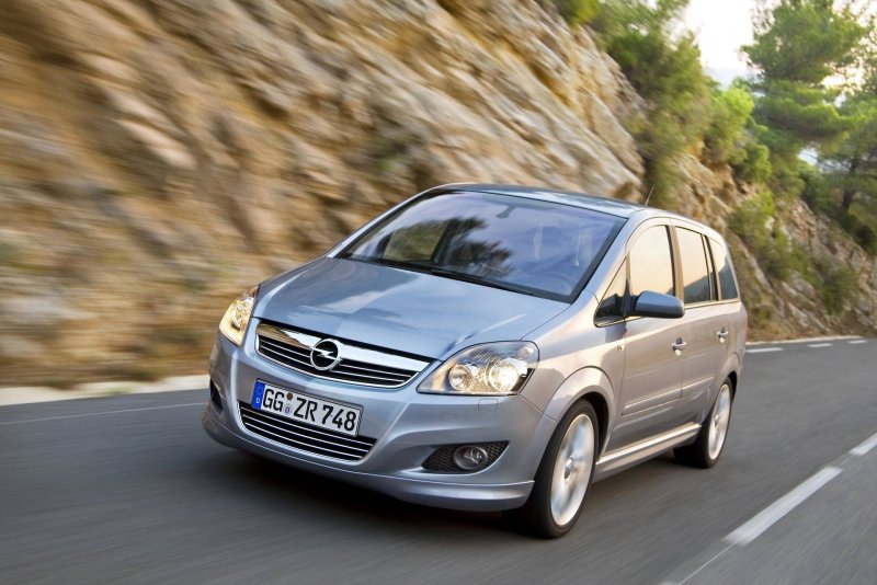 Опель Zafira 2008
