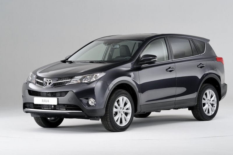 Rav4 2013 года