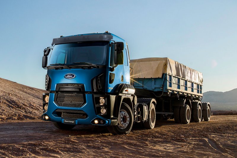 Ford Cargo 2021