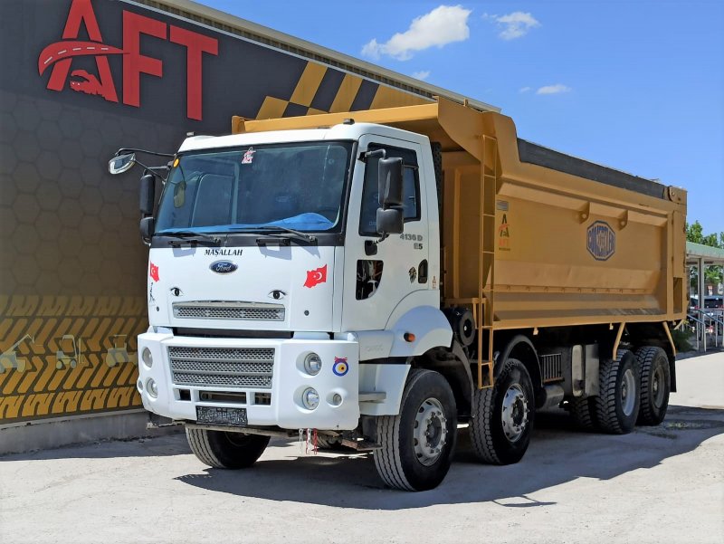 Ford Cargo 2817