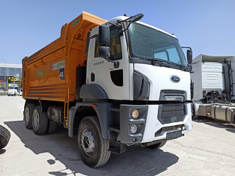 Ford Cargo 3542 DC Water