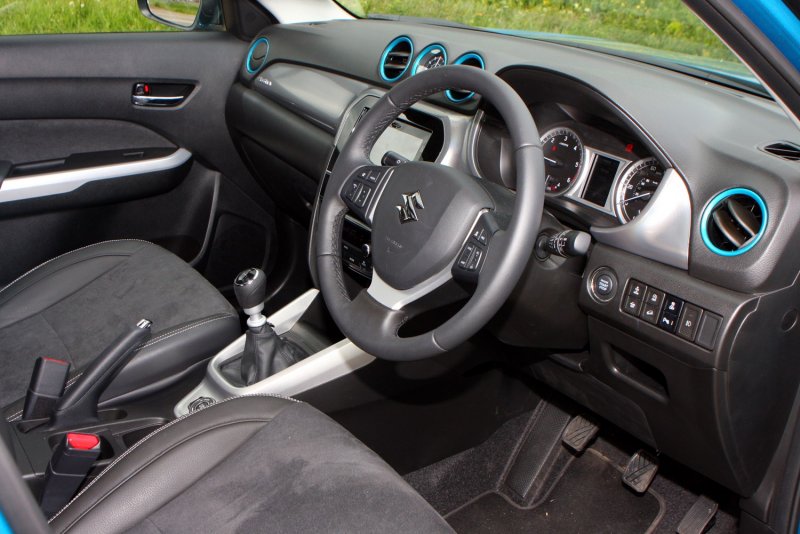 Suzuki Vitara 2021 салон