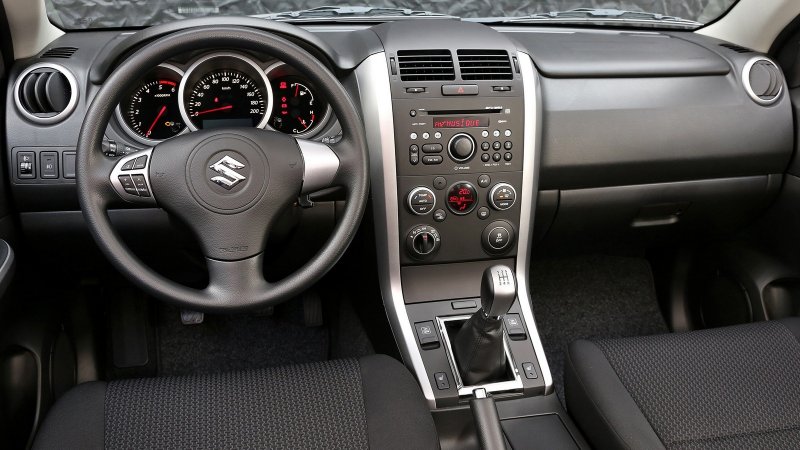 Suzuki Grand Vitara 2008 салон