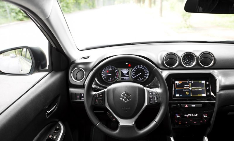 Suzuki Vitara 2018 салон