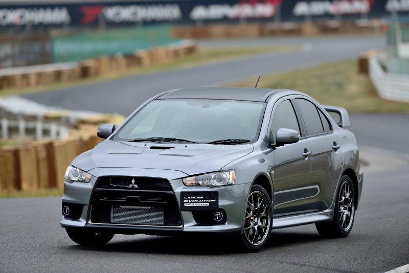 Mitsubishi Lancer Эво 10